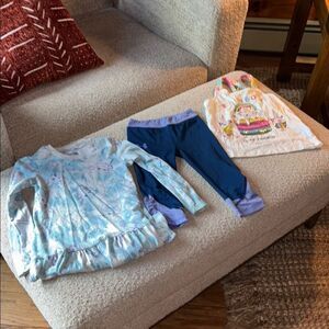 Kids clothing bundle